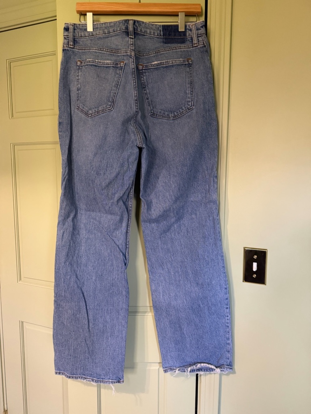 Abercrombie High Rise 90s Relaxed Jean - Picture 6 of 7